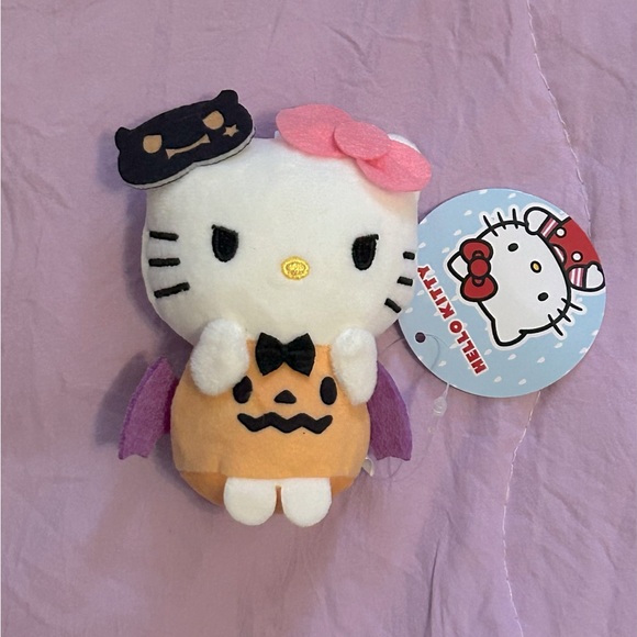 Hello Kitty Halloween Plush Keychain - Picture 1 of 1